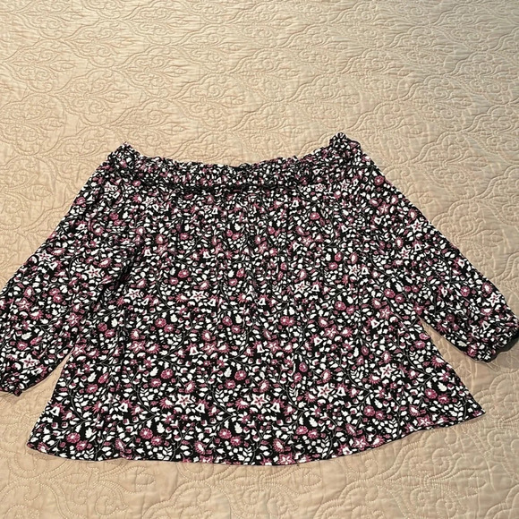 Lane Bryant Off Shoulder Top - Picture 1 of 10